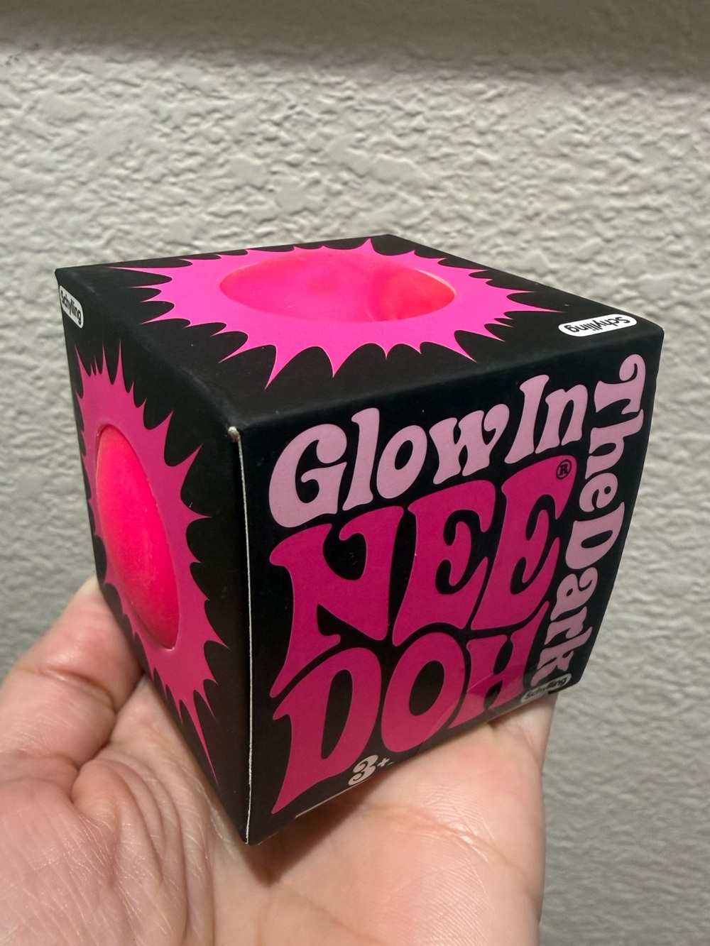 Needoh Glow in the dark. Pink. New